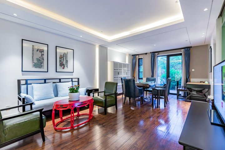 C.skFtwrcaHXWr4Qy8c720