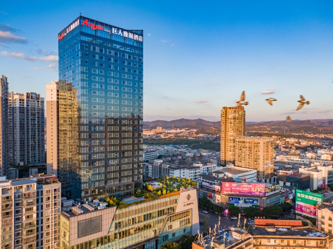 200l1a0000018mfvl4A8C_W_1080_808_R5_D