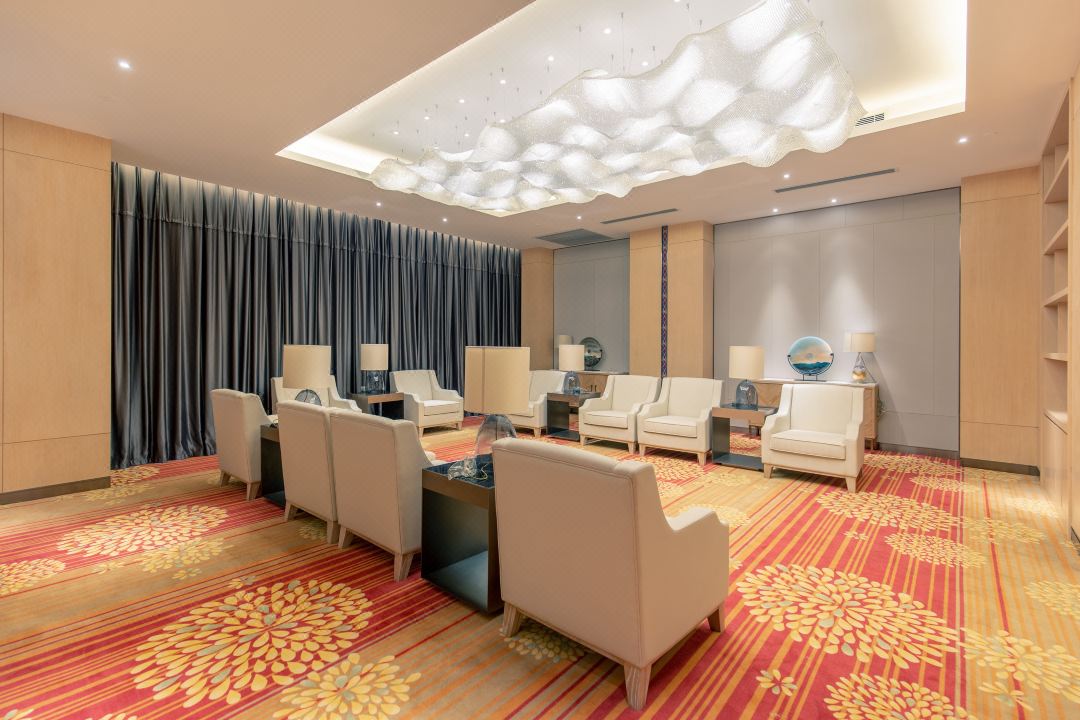 200p13000000uy7yhA67C_W_1080_808_R5_D